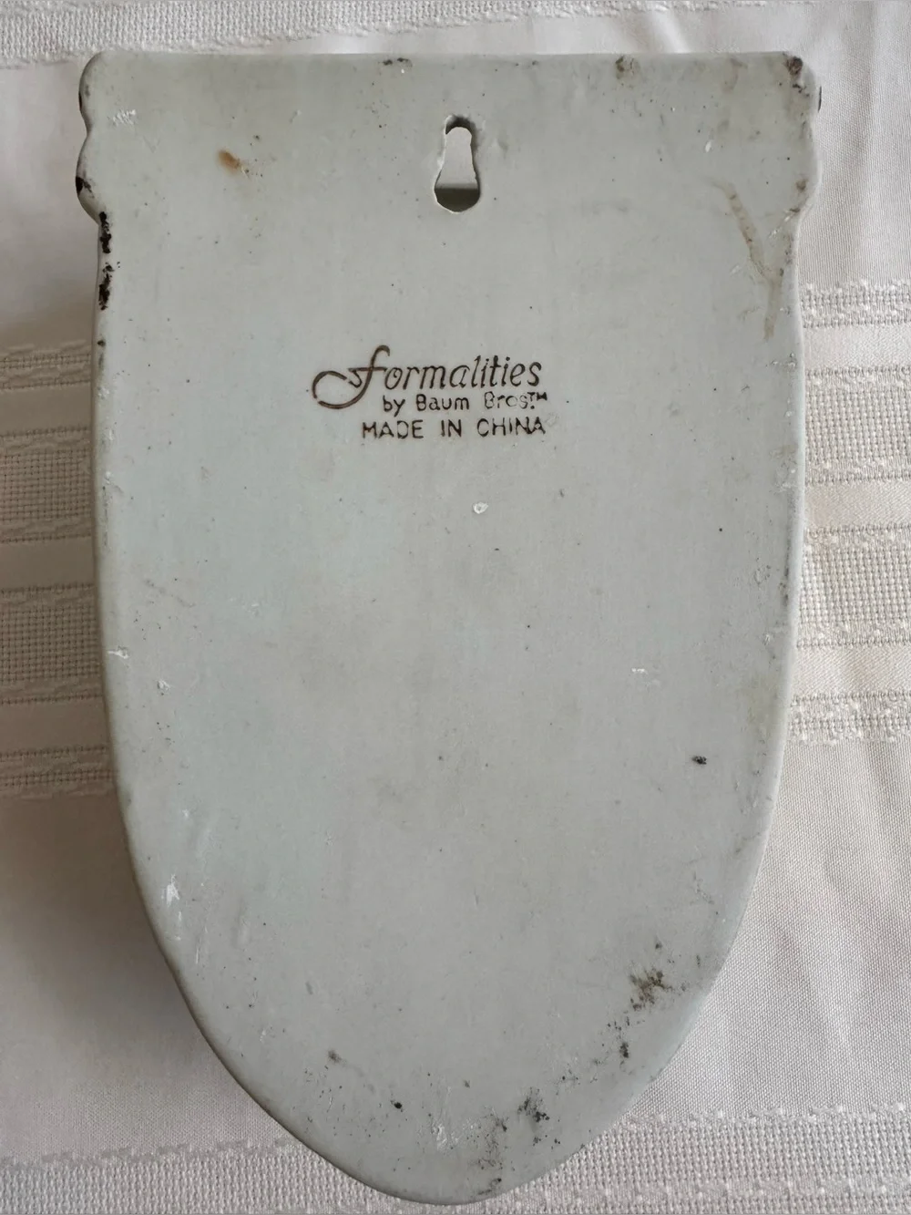 Formalities by Baum Bros Vintage Cream Wall-Mounted Ceramic Wall Pocket 5”x8”